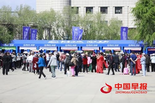 以“星海书韵”激活城市文化新引擎丨2025哈尔滨首届科幻主题书展开展(图3)